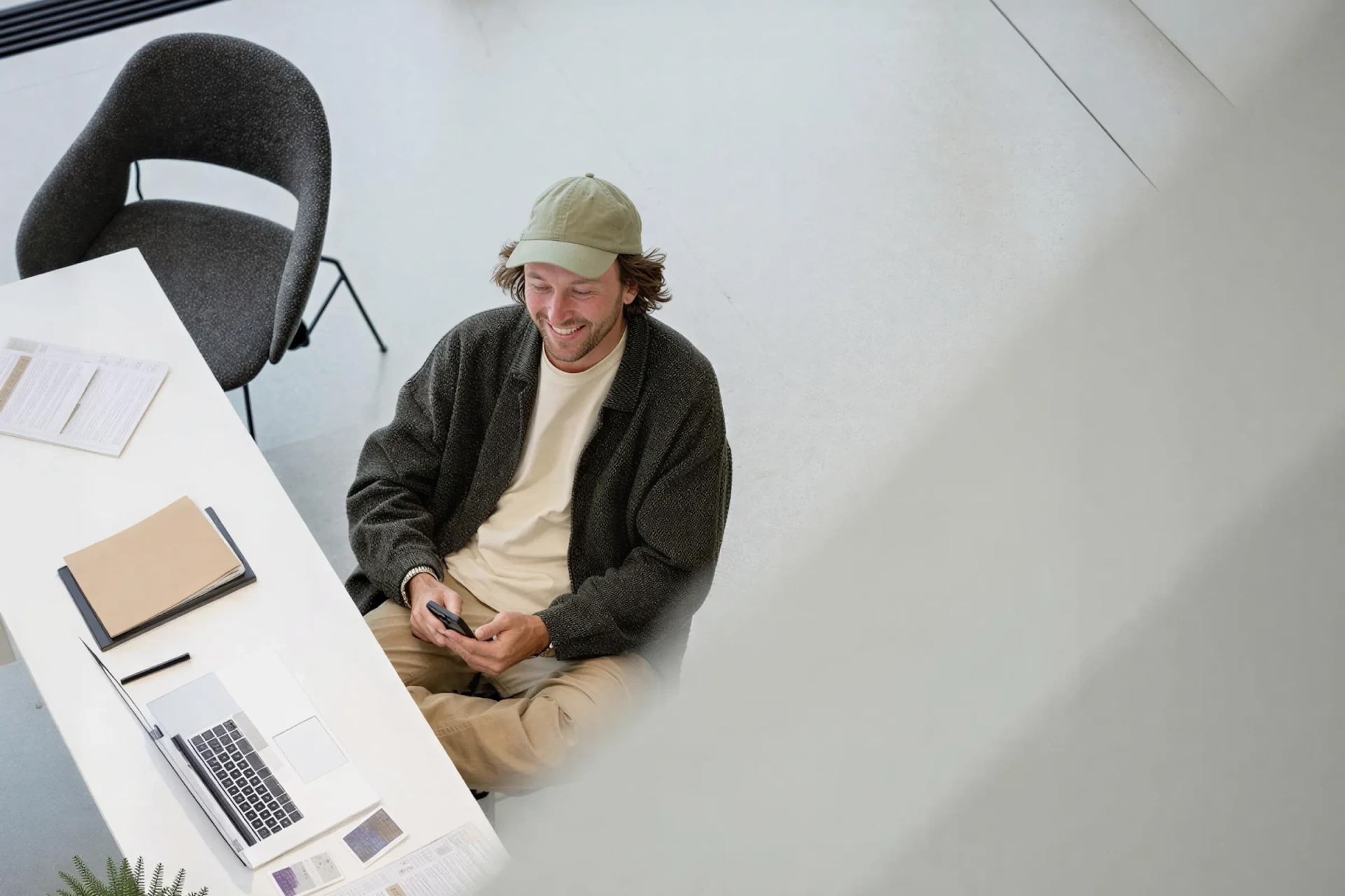 Online course enrollment and payment checkout experience